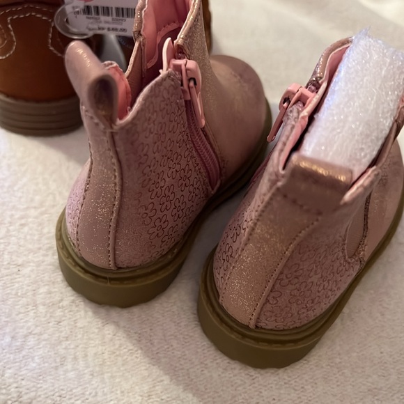 Girls two little boots new condition size 5 - Picture 6 of 11